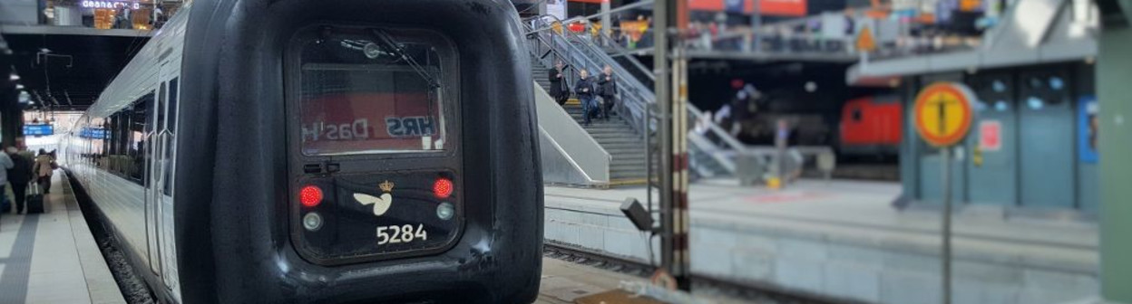 Close up of a Danish IC train on an EC service at Hamburg Hbf