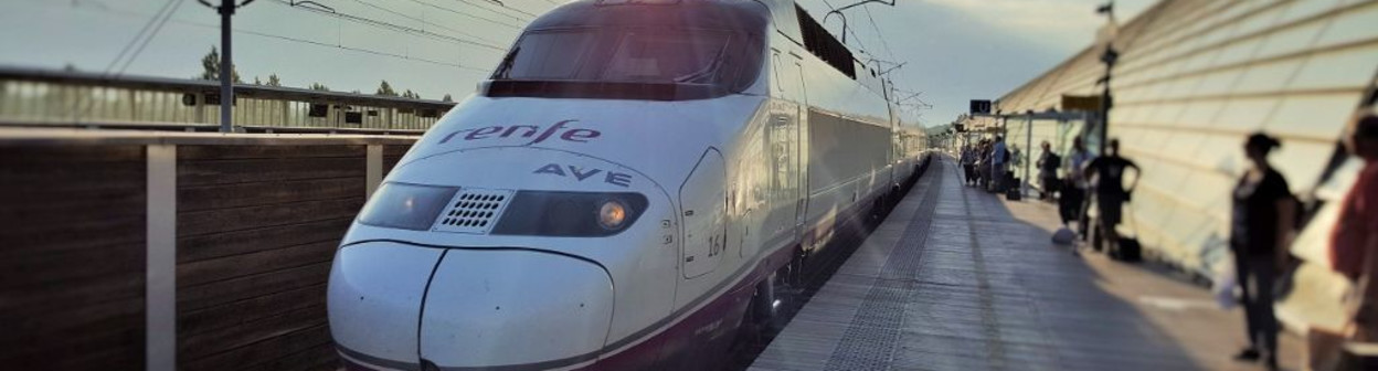 An AVE (100) train arrives in Avignon on a RENFE-SNCF service