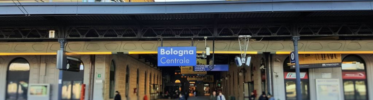 Looking towards the Ovest station from binario 4 in the main station in Bologna