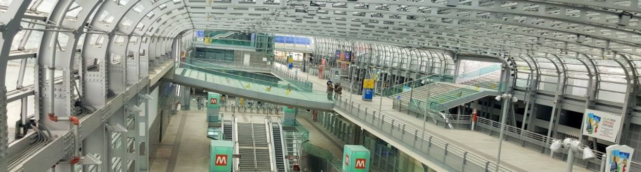 looking down on to the Metro station from the departure concourse at Torino Porta Susa