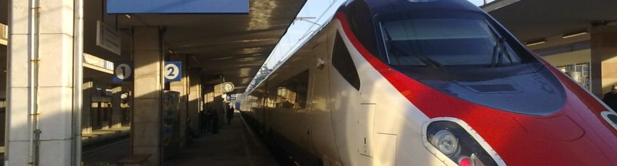 The daily EuroCity train from Geneve has arrived in Vicenza