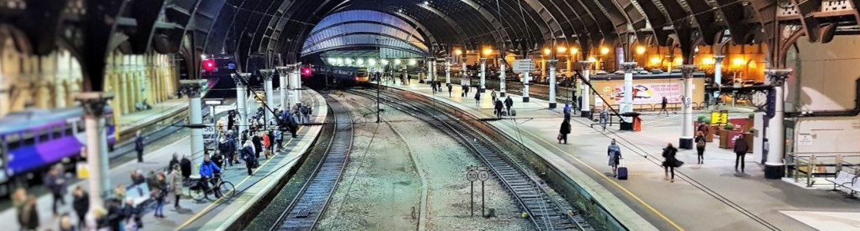 Looking north, the train on the right is waiting at platform 4