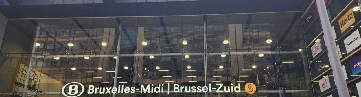 The main entrance to Bruxelles-Midi on Place Victor Horta