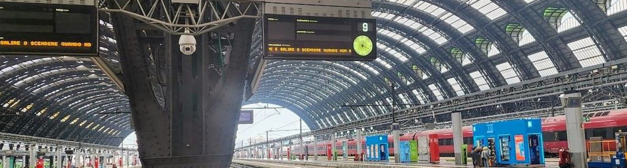 The platforms at Milano Centrale