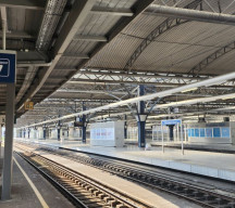 Looking towards the voies / sporen 3 to 6 used by most of the high speed trains