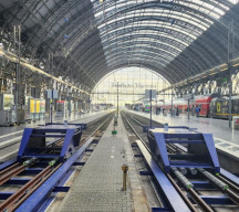 Taking a train to Frankfurt (Main)