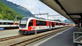 A Luzern-Interlaken Express train