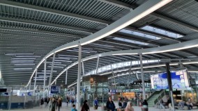 The main concourse at Utrecht Centraal