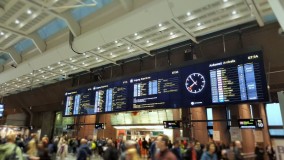 The main departure concourse at Oslo S station