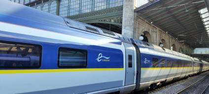 A Eurostar e320 train at Gare Du Nord