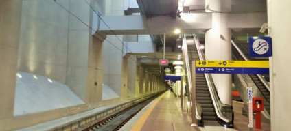 Platform/binario 19 in the AV (high speed) station at Bologna Centrale