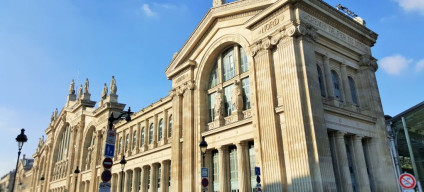 The street view looking towards the opposite end of Paris Nord to that used by Eurostar