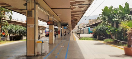 This open air concourse at Palermo Centrale links the trains to the main building