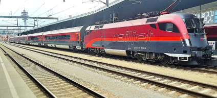 Railjet trains typically have their own branded locomotives