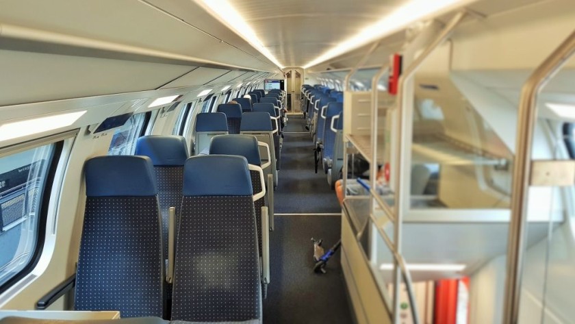 Upper deck 2nd class seating saloon on a SBB LD/Twindexx train