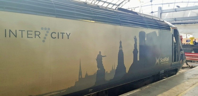 The cities served are illustrated on the exterior of these Inter7City trains