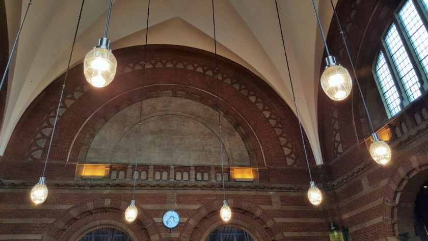 The beautiful main entrance hall at København H station