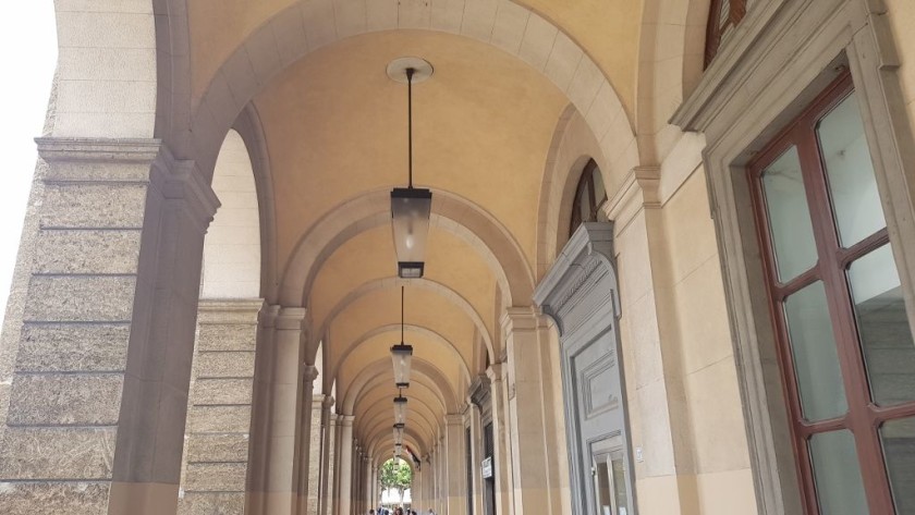 Palermo Centrale's most beautiful feature is the stunning portico on its right hand side