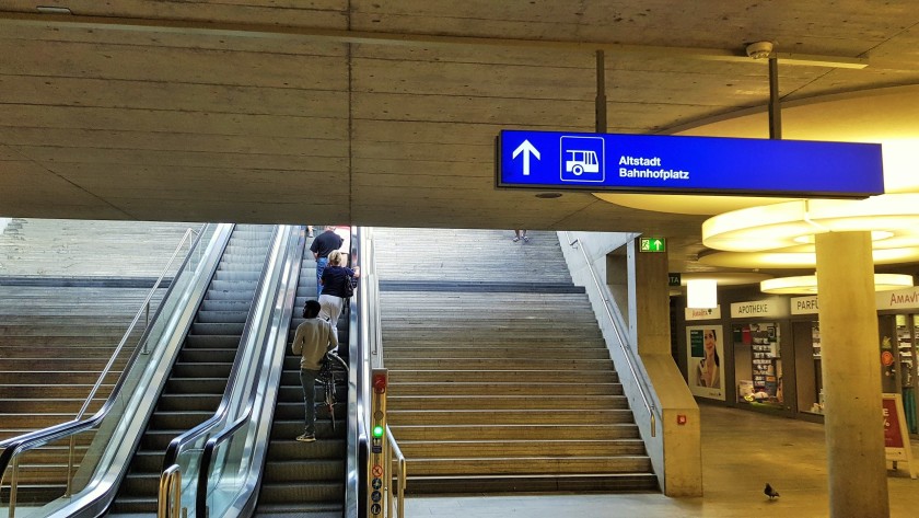These stairs and escalators up to the Bahnhofplatz lead to the city centre