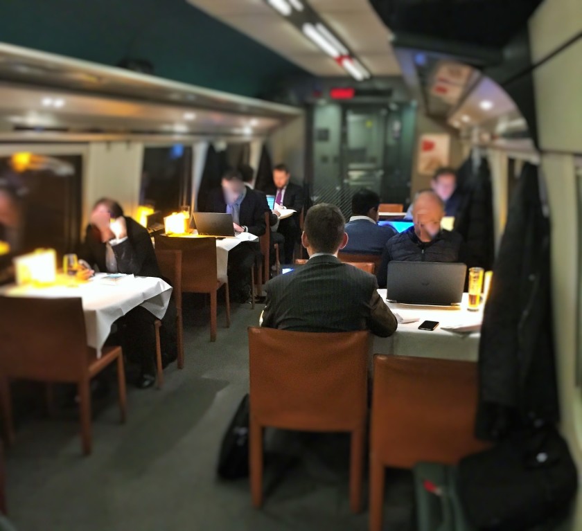 The restaurant on an ICN train