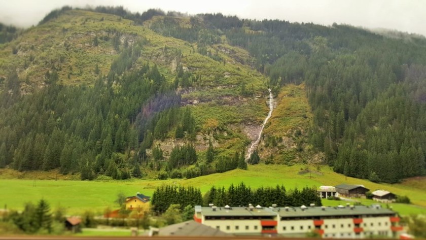 From the right, shortly after departing Bad Gastein