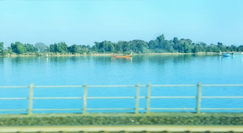 Nearing the end of the bridge as the train approaches the mainland