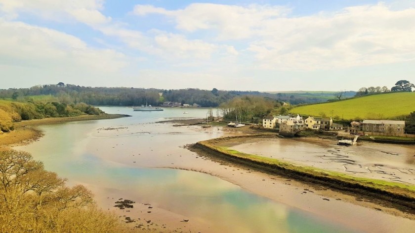 After Saltash station there views over the Tamar estuary