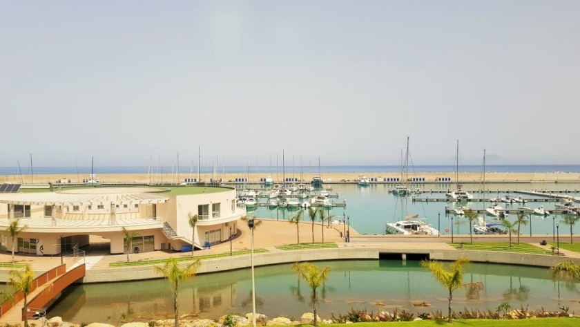 You will pass through numerous resort towns