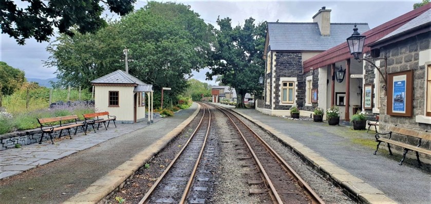 Minfforrd is a beautiful location in which to await a train