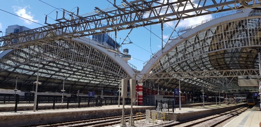 The two arched roofs which span the station