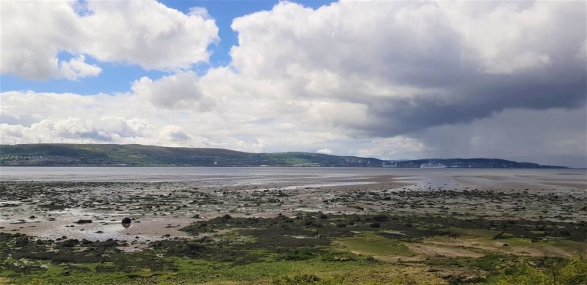 Around 30 mins into the journey the River Clyde is on the left