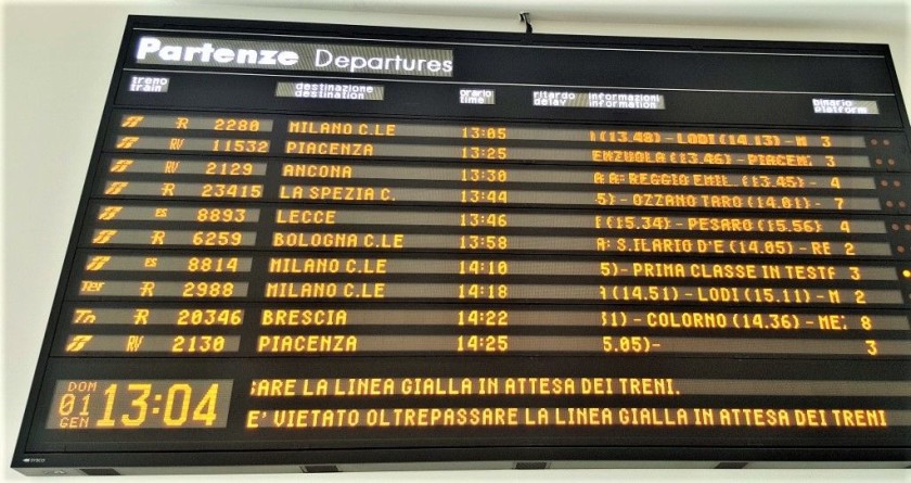 The train numbers are third from the left on this Italian departure board