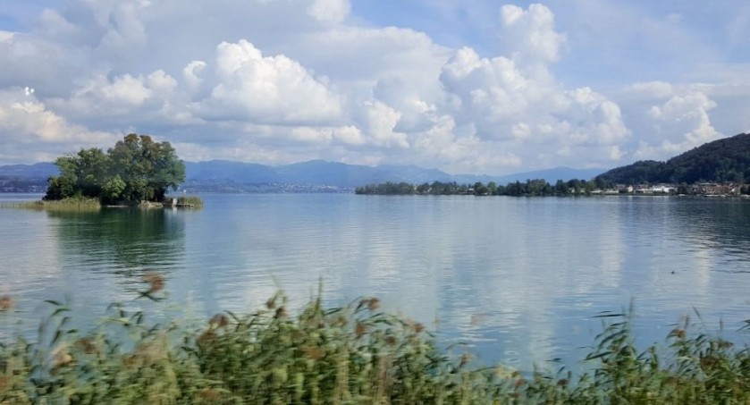 Looking over Lake Zurich on the left