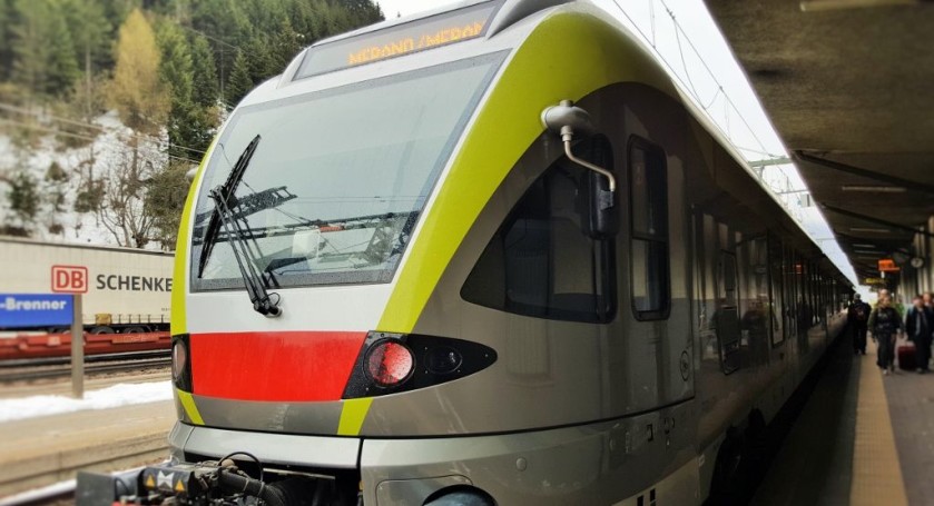 One of the latest trains used for Regionale (R) services in Italy