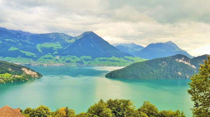 The views on the train ride between the summit and Vitznau