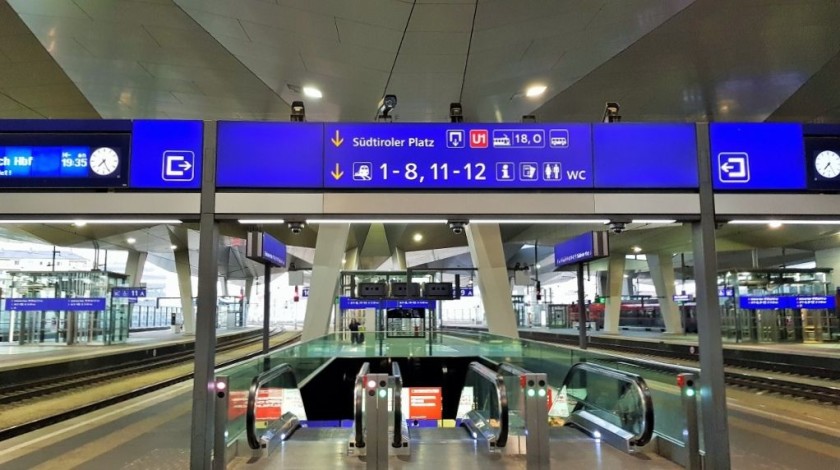 The escalators down the main exit on Sudtroller Platz