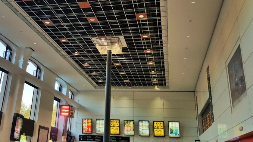 The main hall at Toulouse-Matabiau station