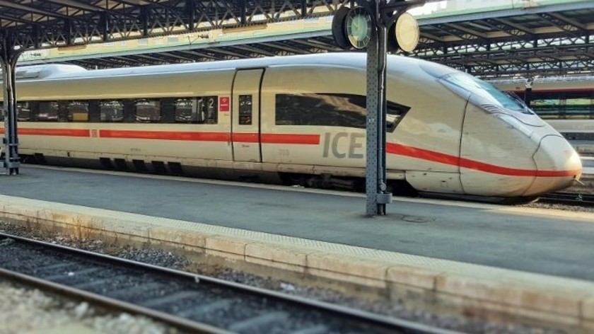 An ICE train from Frankfurt arrives in Paris