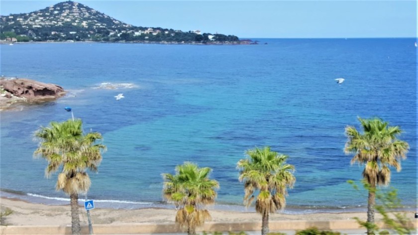 The coastal views between Marseille and Italy can be glorious!