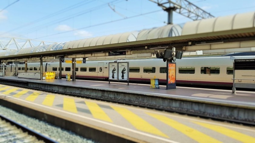 An AVE 100 train being used on the Lyon to Barcelona RENFE-SNCF service