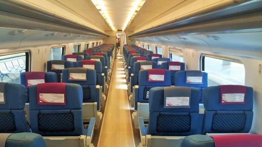 The interior seating saloon on an Avant train