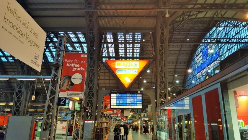 Looking across the entrances to the platforms/gleis at Frankfurt (Main) Hbf