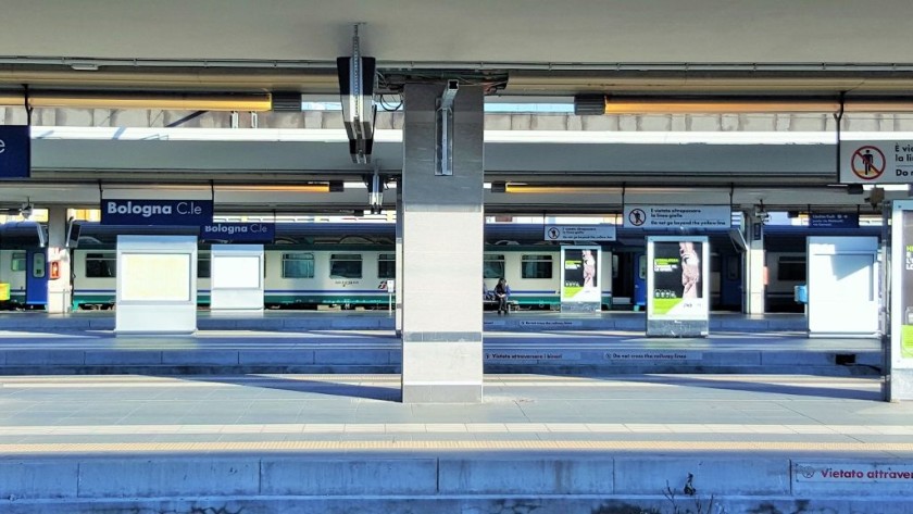 Looking across the platforms/binari 4 - 11 in the main station at Bologna Centrale