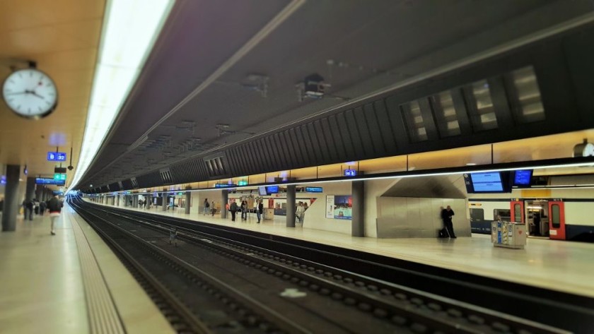 The new lower level platforms/gleis 31 – 34 at Zurich HB train station