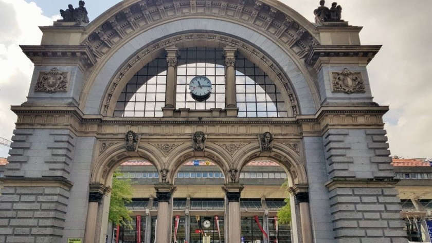 When leaving the boats walk under the arch and the station is ahead