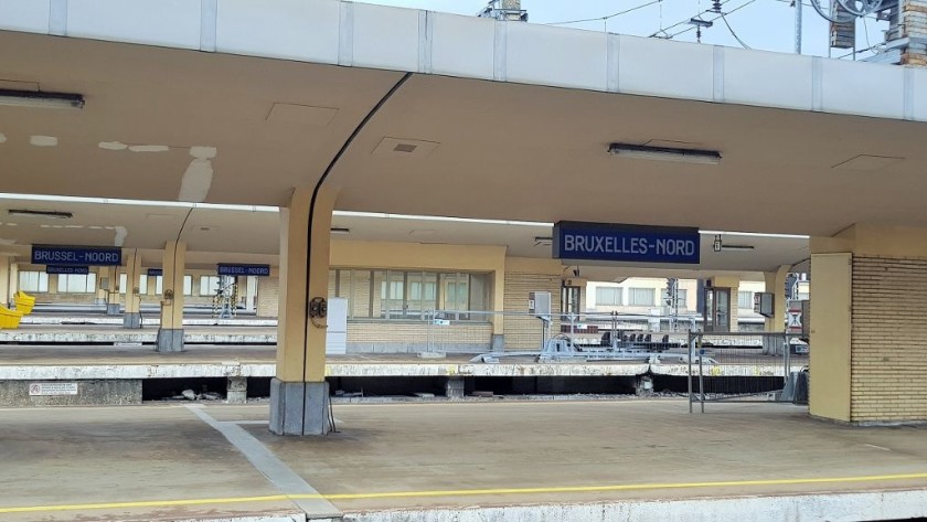 Looking across the platforms/spors