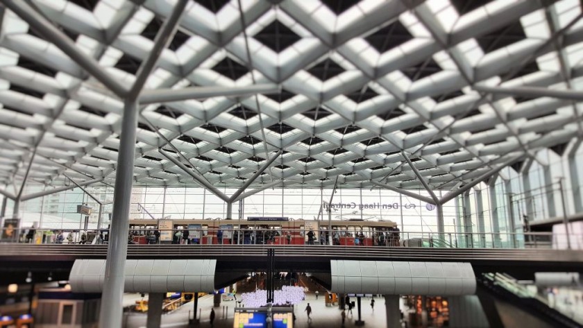 The upper level tram stop that bridges the concourse at Den Haag Centraal station