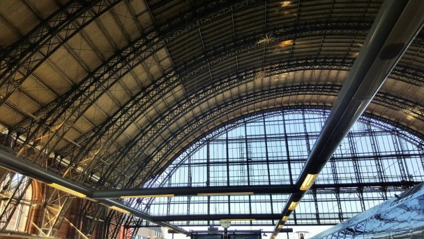 Bremen Hbf is one of Germany's most lovely central stations