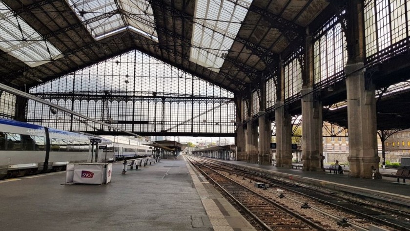 The elegant roof at Paris Austerlitz