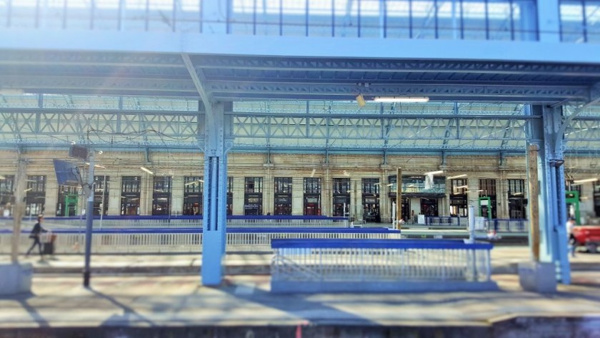 Looking across the newly renovated voies/tracks at Saint-Jean